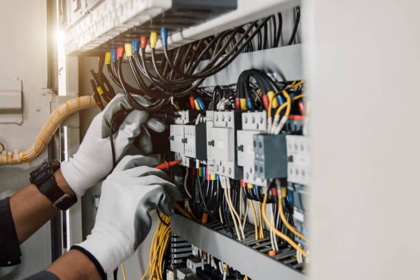 Best Circuit Breaker Repair  in Forest Lake, MN